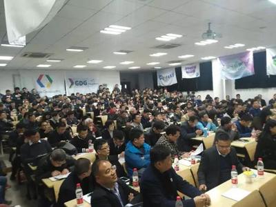 夢想再次起飛——新工業(yè)“智能互聯(lián)”峰會(huì)在浙大城市學(xué)院成功舉辦